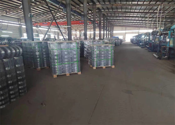 Hot Dipped Galvanized Heavy Duty Field Fence 8 Foot Field Fence Types