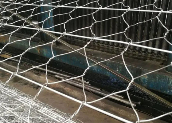 Galvanized Hexagonal Wire Netting Counter Twist Corrosion Resistant